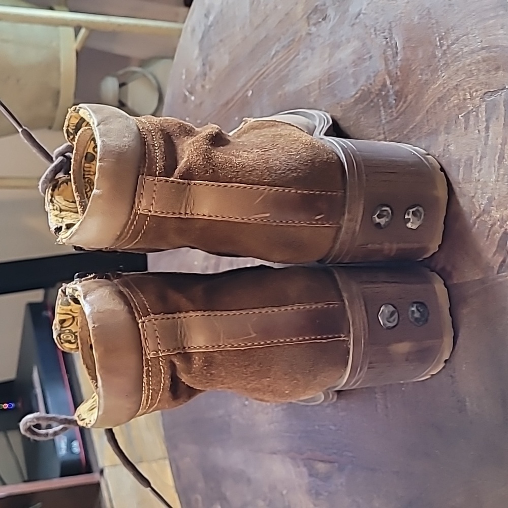 Fly London leather Heeled Lace Up Boots - Picture 4 of 6